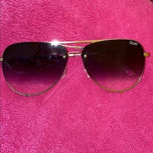 QUAY SUNGLASSES